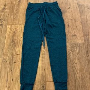 EUC Heathered Teal BuffBunny joggers, Small